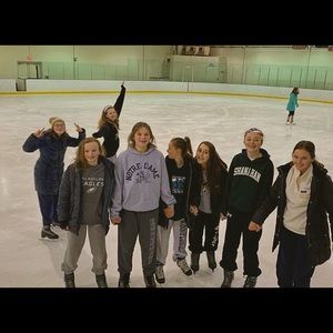 Meet your Posher, Mia